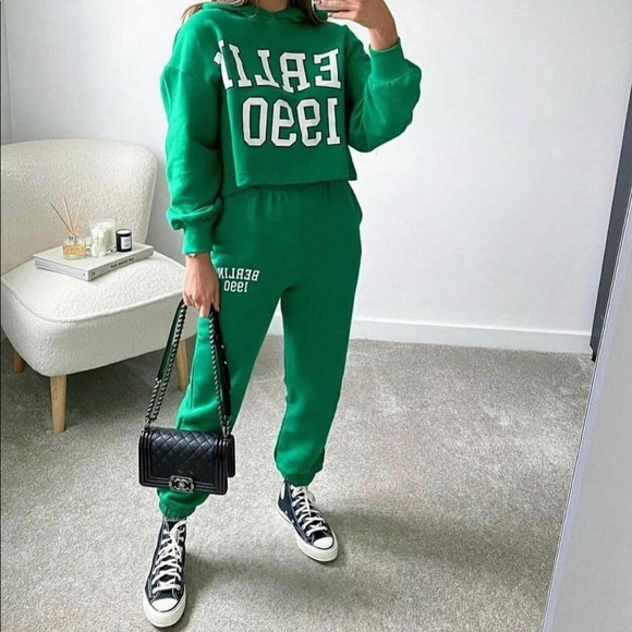 𝗡𝗪𝗧 𝗭𝗮𝗿𝗮 • Varsity Jogger Pants - Picture 7 of 16